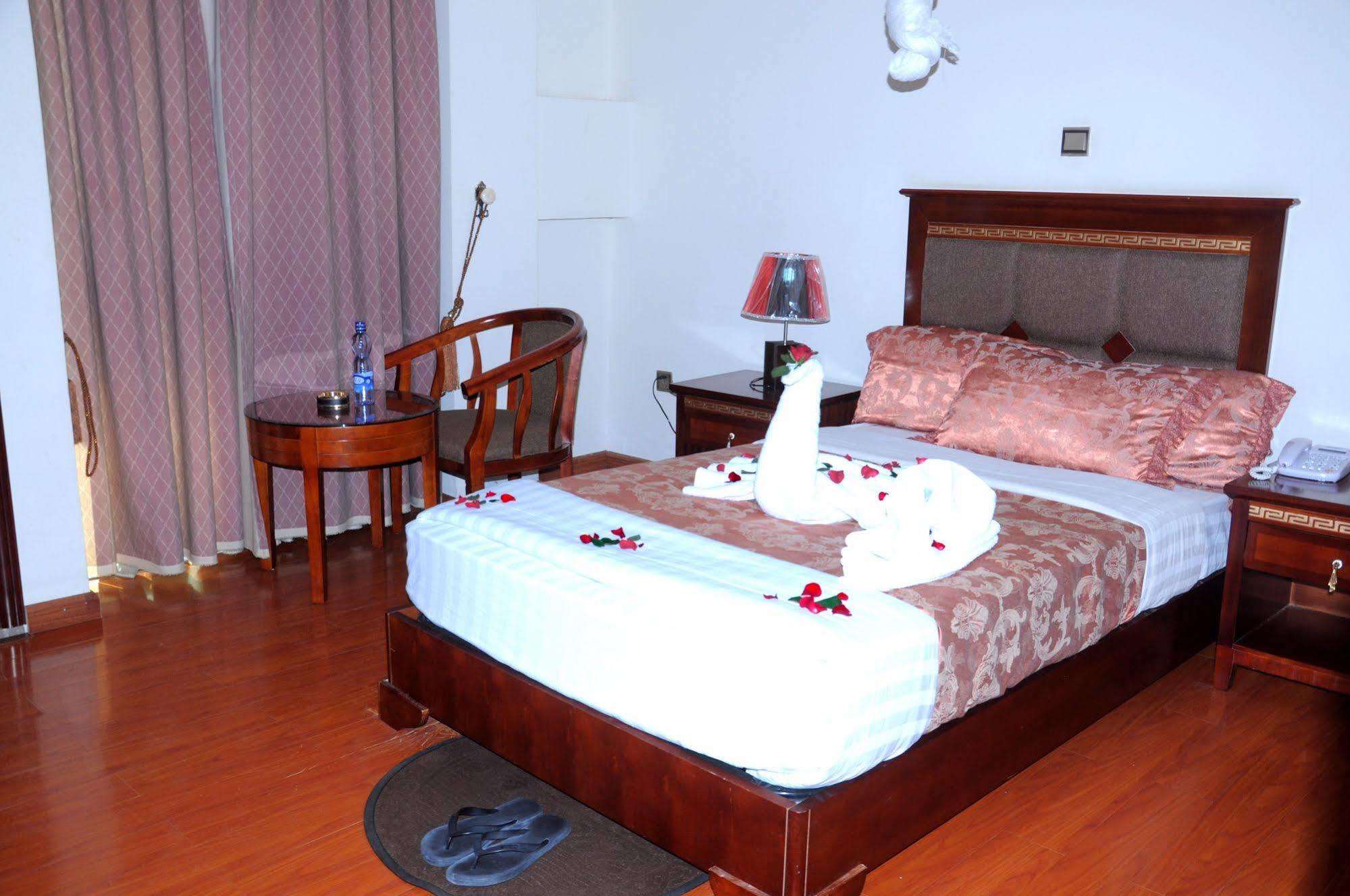 Addis Amba Hotel Бахр-Дар Экстерьер фото
