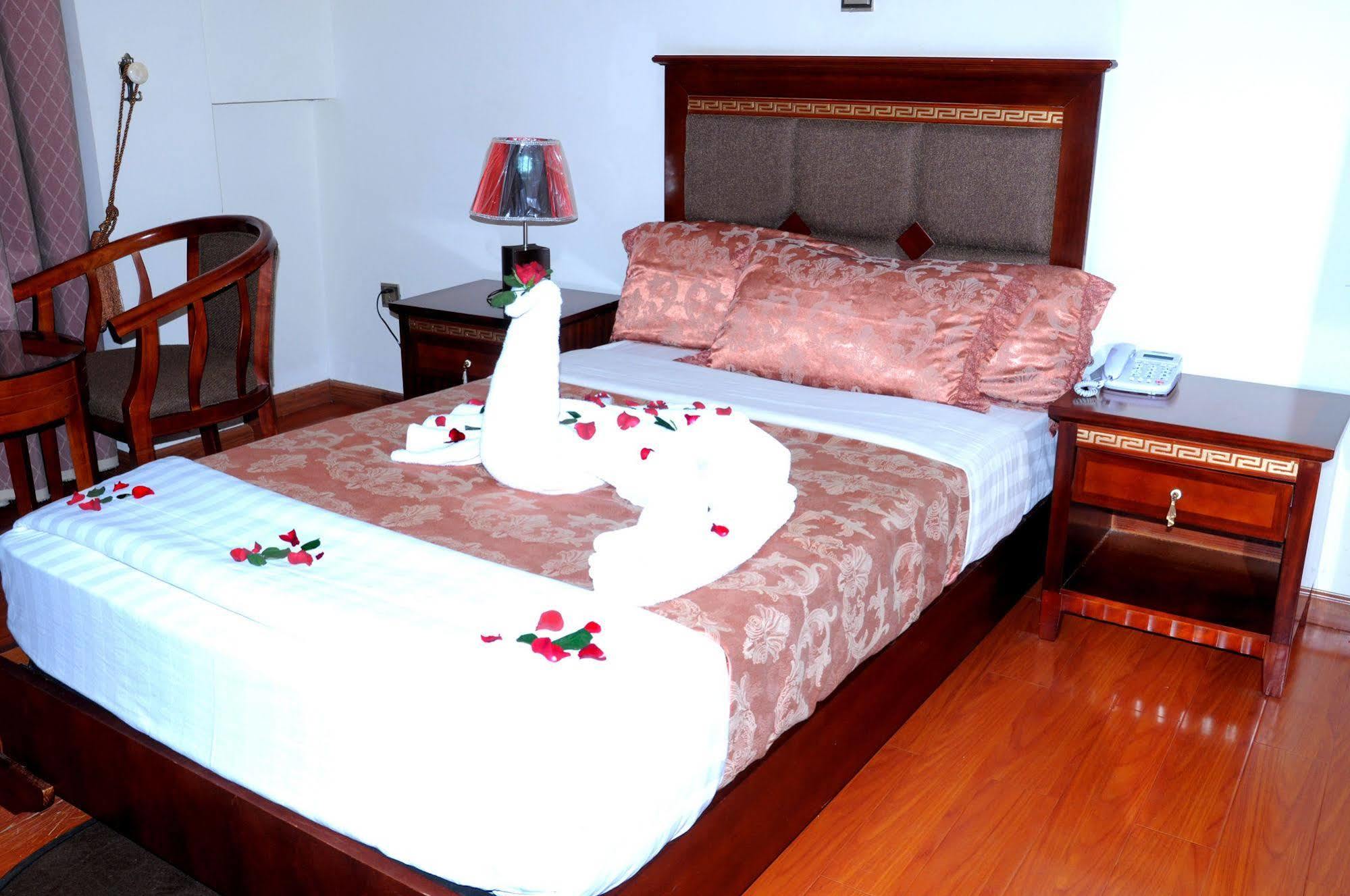 Addis Amba Hotel Бахр-Дар Экстерьер фото